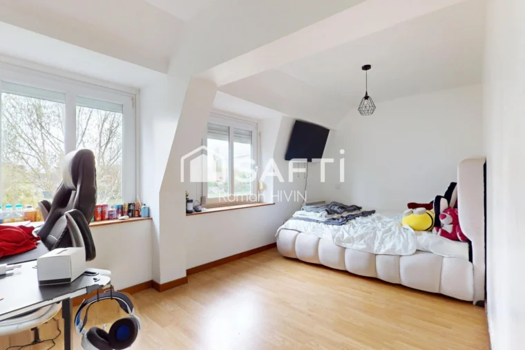 Maison familiale semi plain-pied, secteur calme avec jardin et double garage – Wattrelos — photo 6
