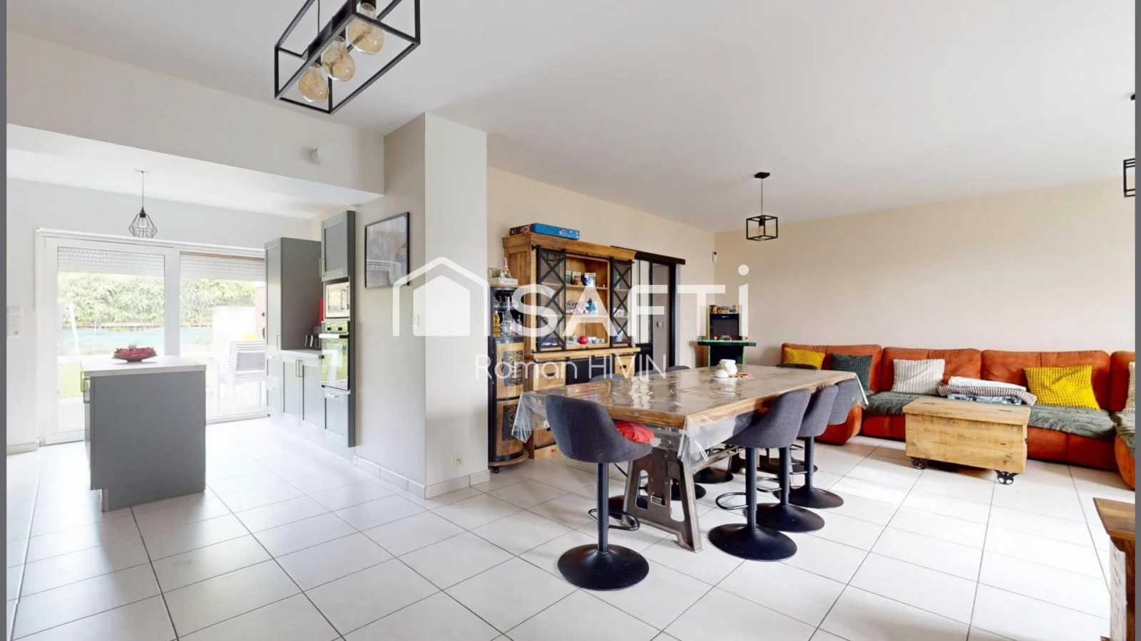 Maison familiale semi plain-pied, secteur calme avec jardin et double garage – Wattrelos — photo 1